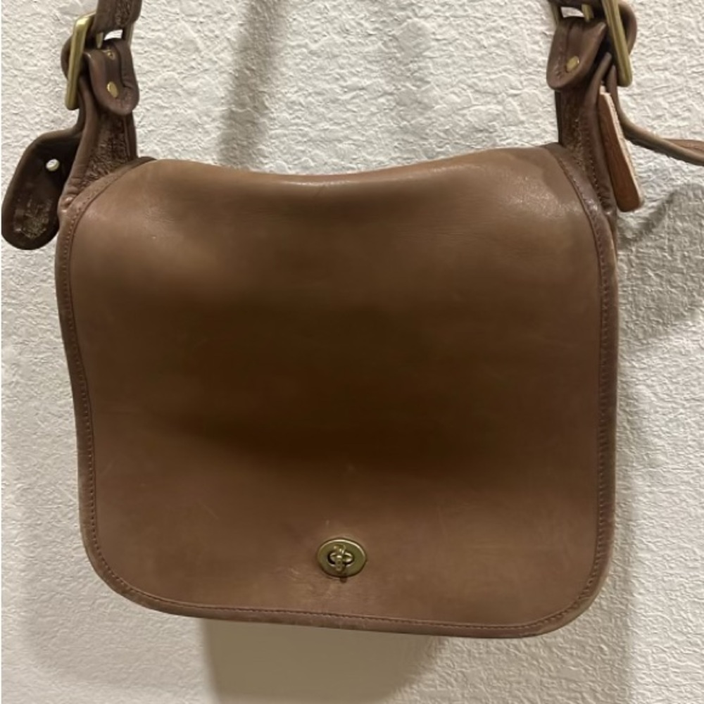 Vintage leather bag